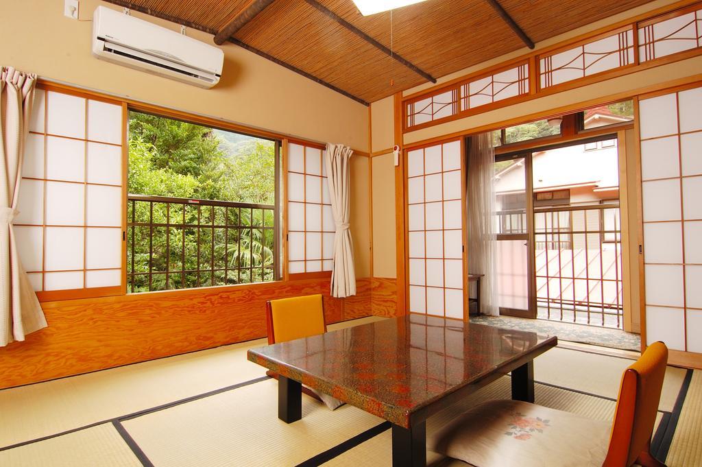 Sansou Nagisa Hotel Isehara Quarto foto