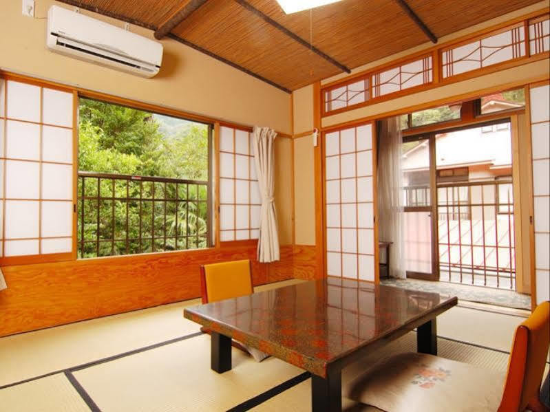 Sansou Nagisa Hotel Isehara Exterior foto